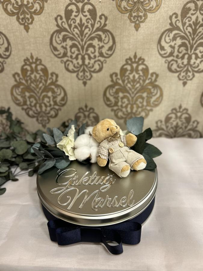 Metal Kutuda Çikolata