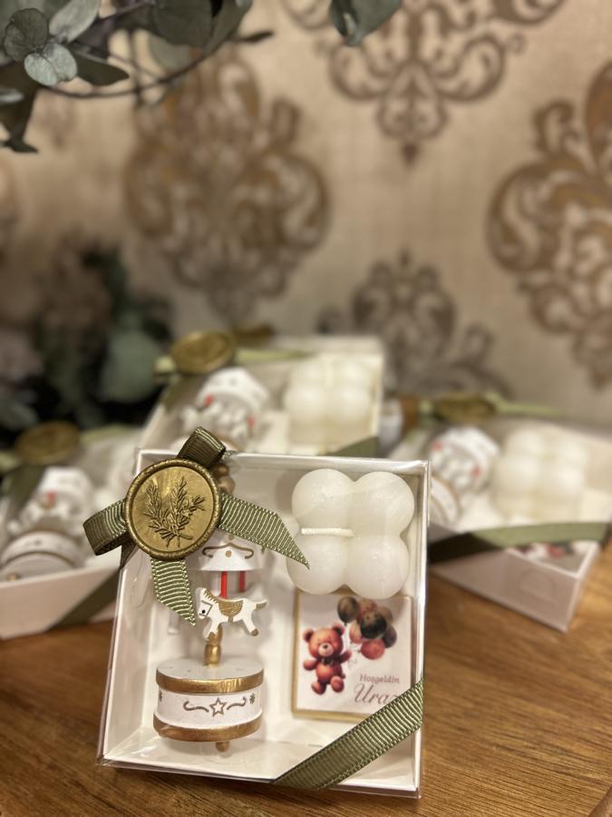 Kutuda Dönence, Çikolata, Mum Seti