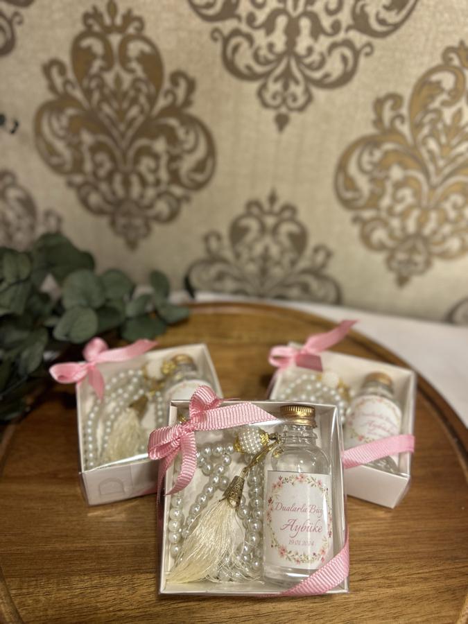 Kutuda Kolonya ve Tespih