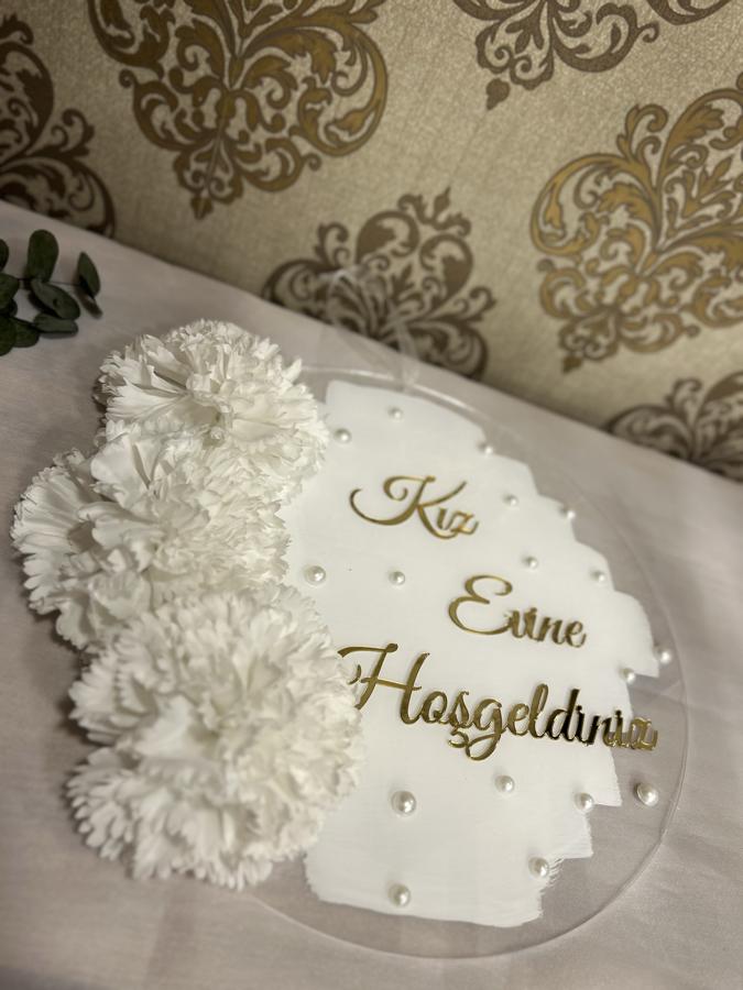Kız Evi Kapı Süsü