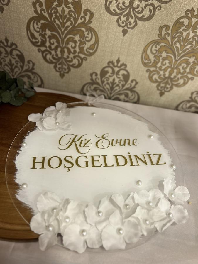 Kız Evi Kapı Süsü