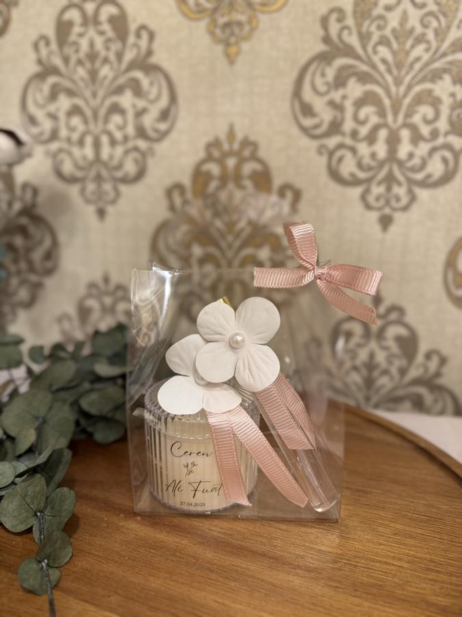 Şeffaf Çantada Mika Mum ve Cam Şişe