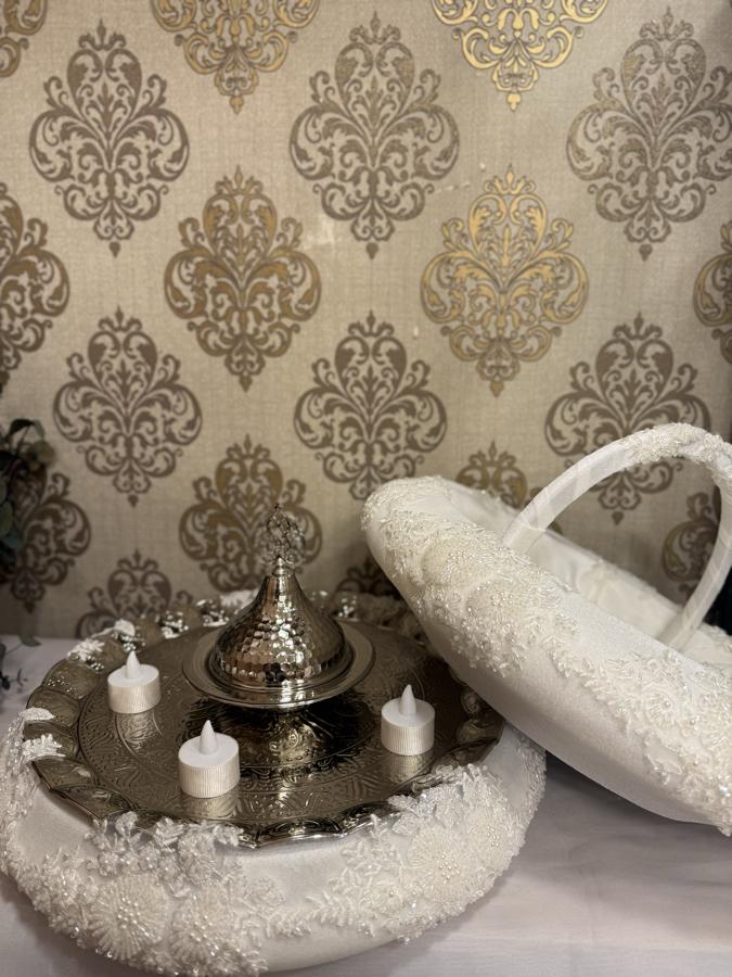 İşlemeli Sepet ve Tepsi