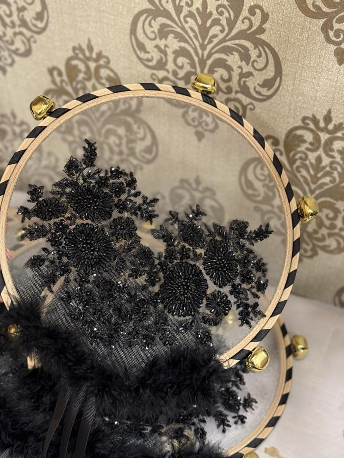 İşlemeli Nedime Tefi