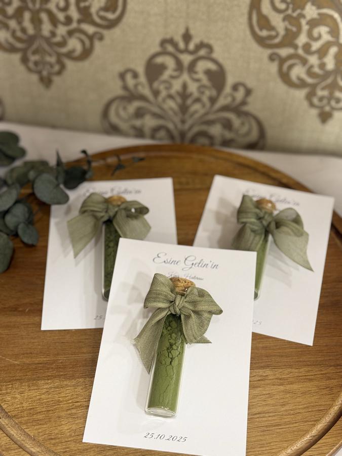 Kartlı Kına Şişesi