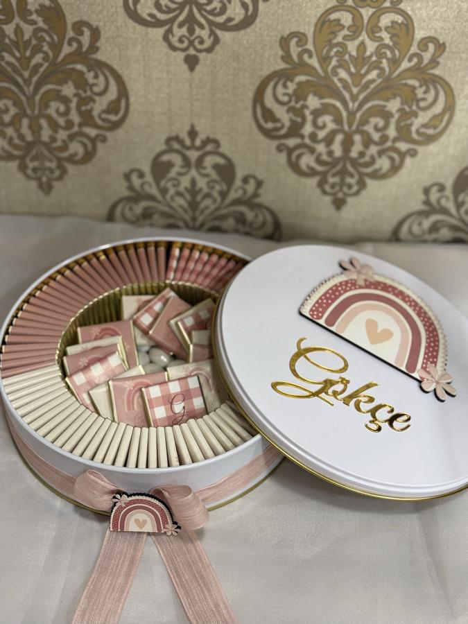 Metal Kutuda Çikolata