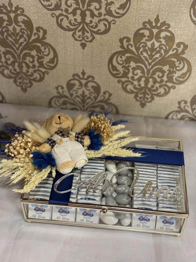 Cam Kutuda Çikolata