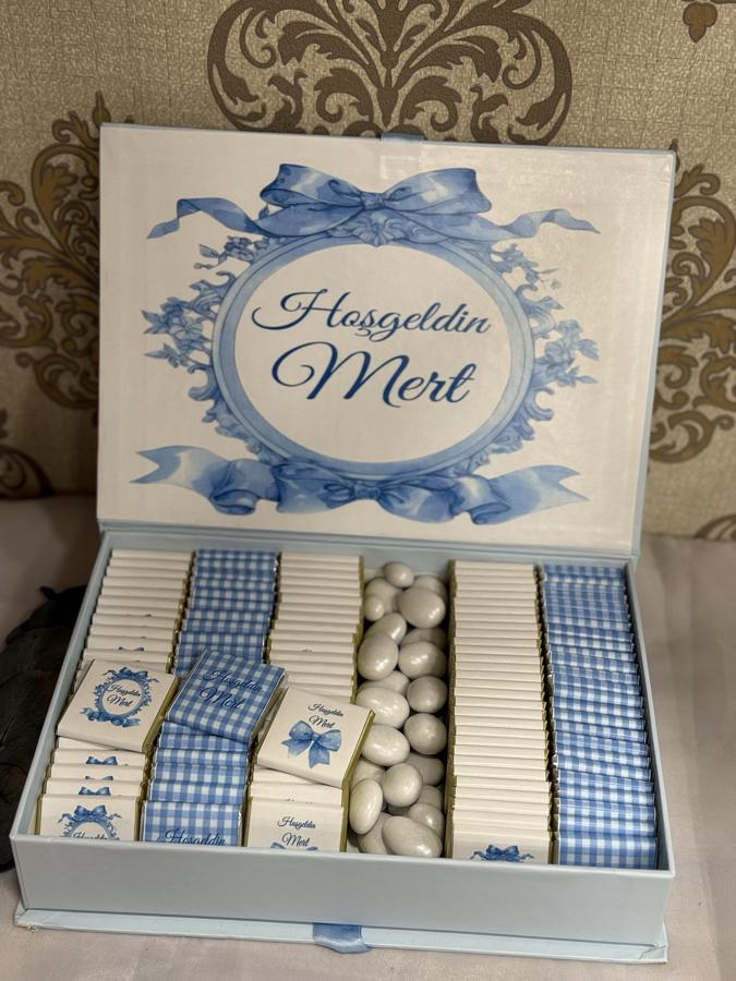 Kitap Kutuda Çikolata