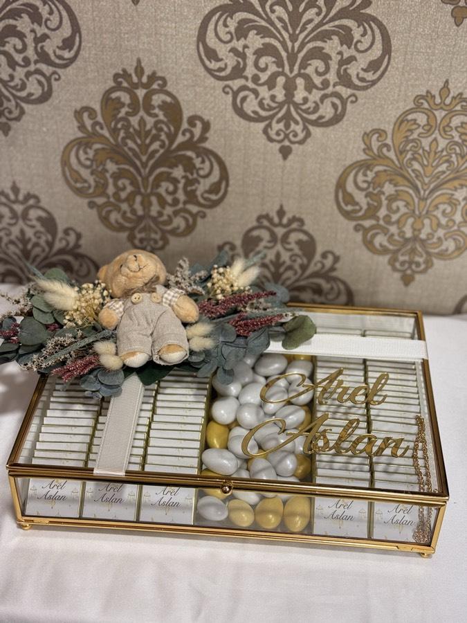 Cam Kutuda Çikolata