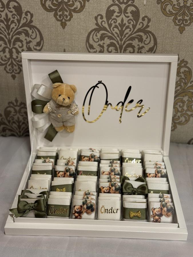 Kurdele Süslemeli Çikolata