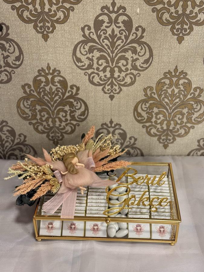 Cam Kutuda Çikolata