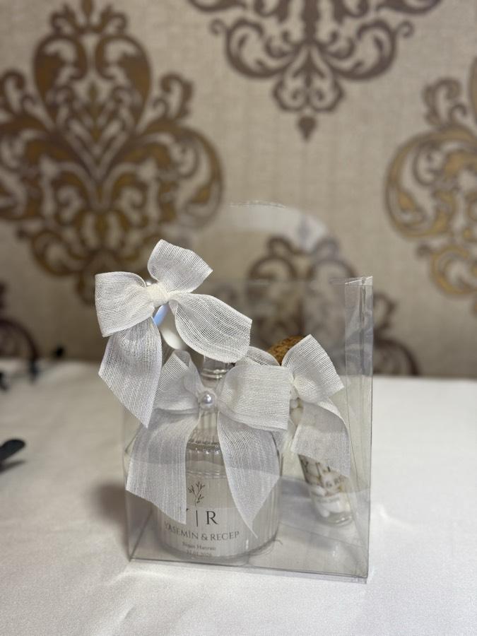 Çantada Mum ve Şeker Tüpü