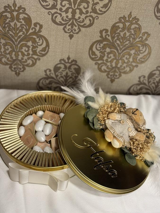 Metal Kutuda Çikolata