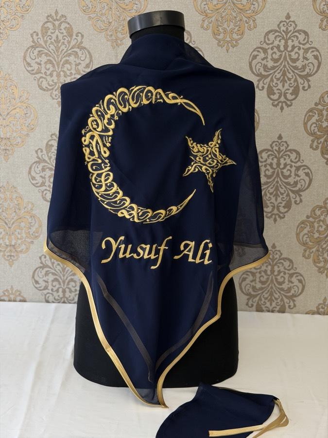 İsimli Omuz Örtüsü